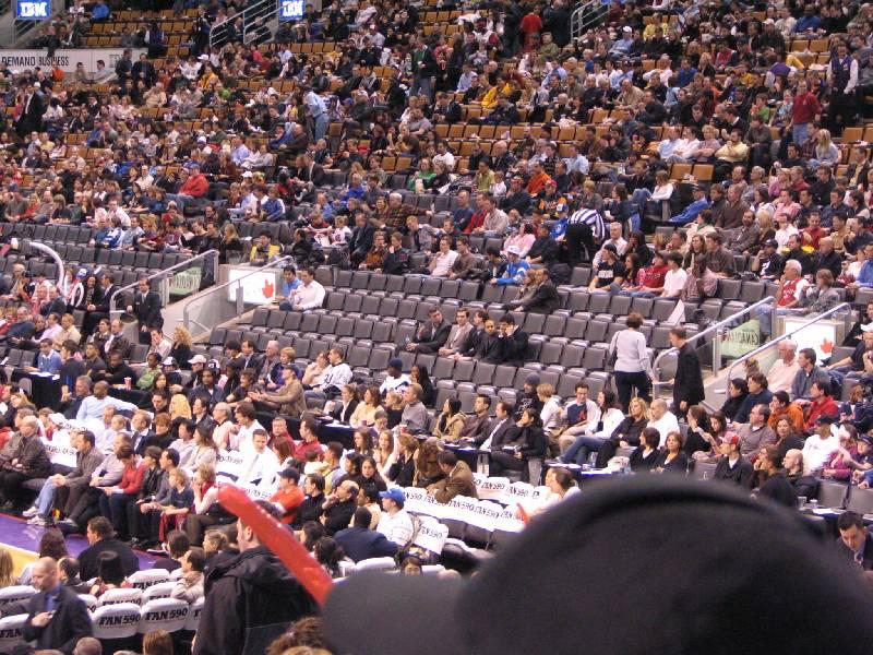 Raptors - 02.04.2005 148.jpg